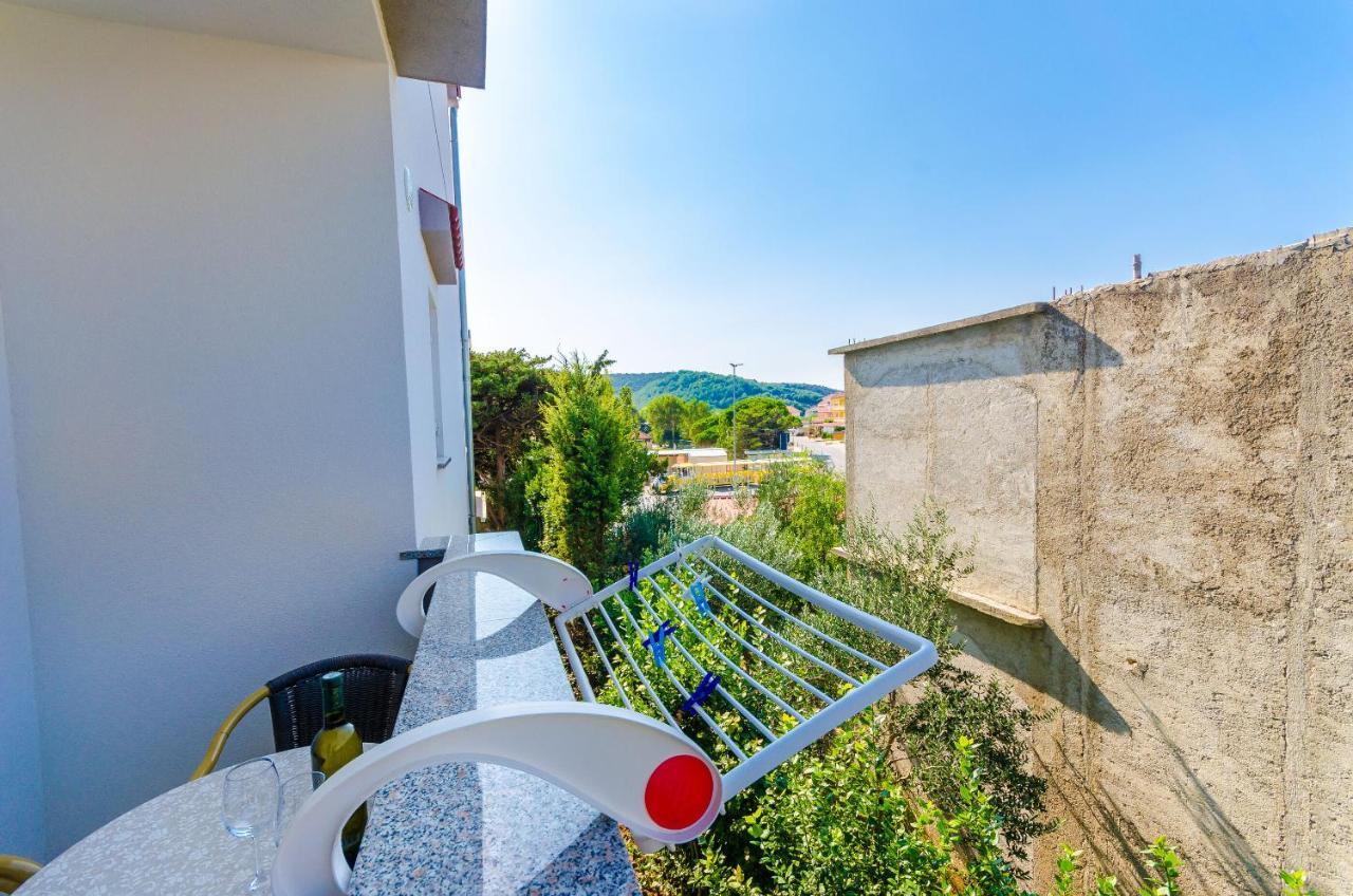Apartments Ruza-Rajska Beach Lopar Εξωτερικό φωτογραφία