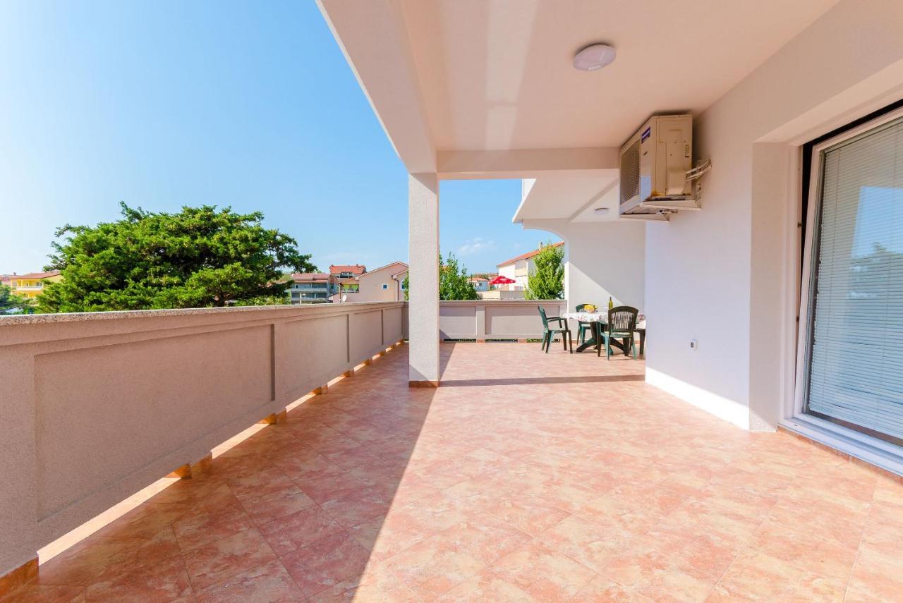 Apartments Ruza-Rajska Beach Lopar Εξωτερικό φωτογραφία