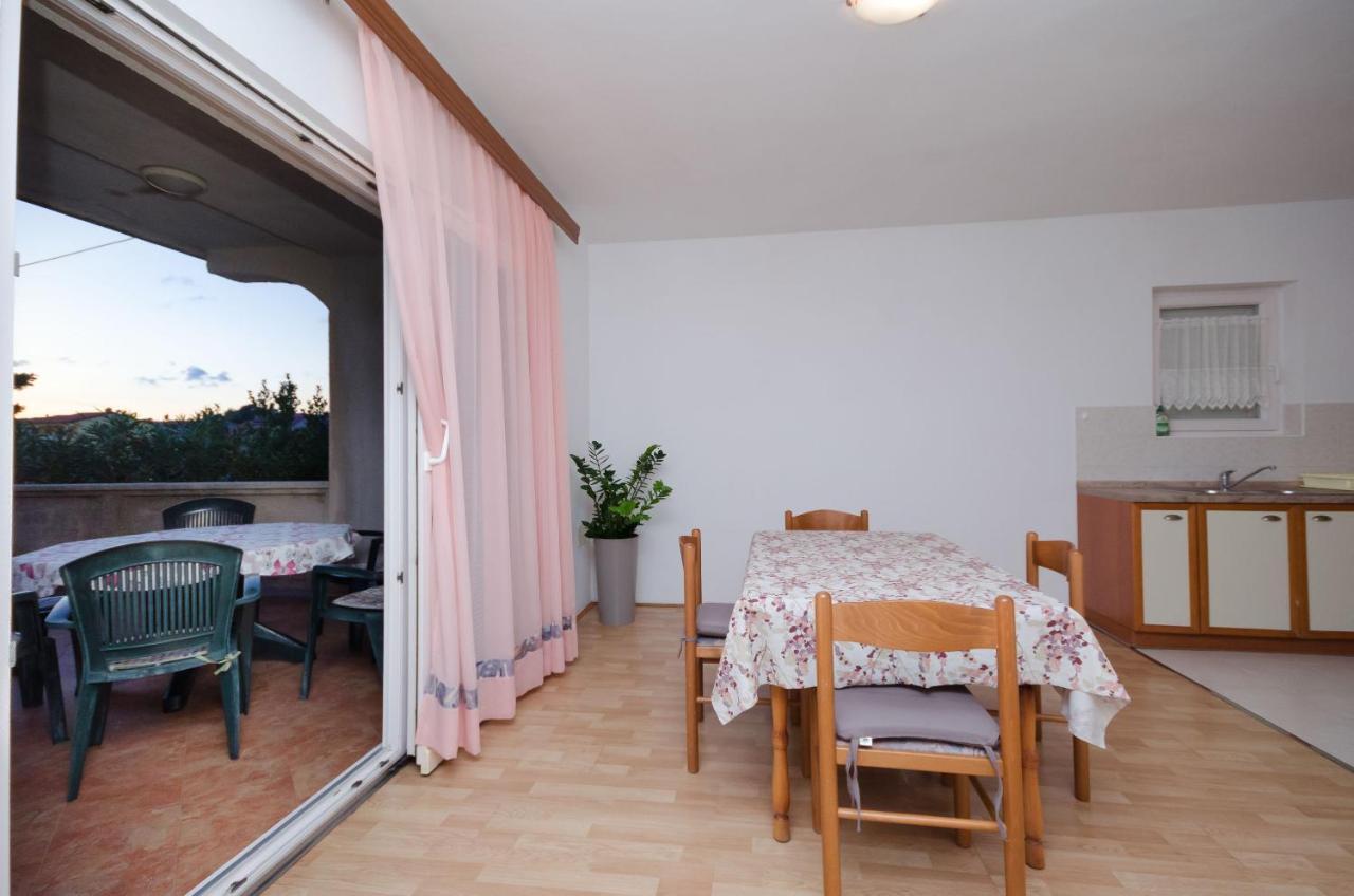 Apartments Ruza-Rajska Beach Lopar Εξωτερικό φωτογραφία